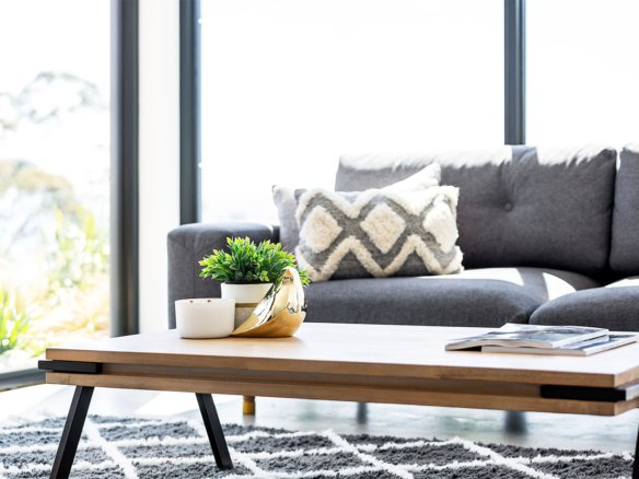 Transparent home selling platform