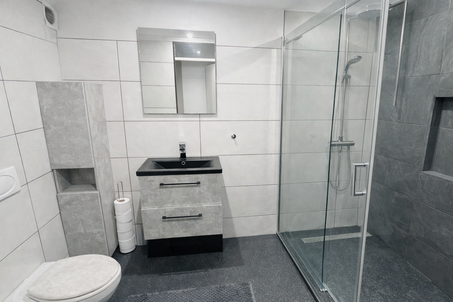 1A42A844-F36D-4C5A-B4A3-584CA2FA9F1F