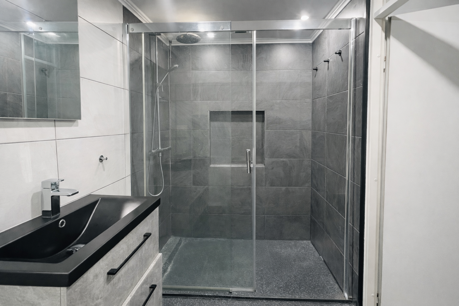 4544C6DD-2500-42C1-8ED4-B8BE4F560EDF