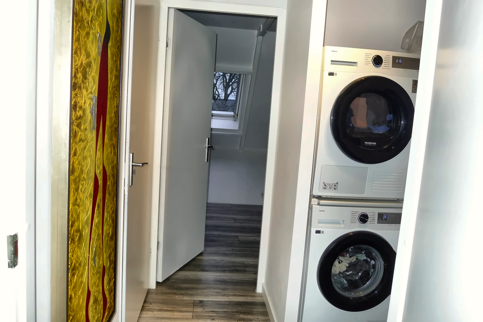 hallway_enhanced_1536x1024