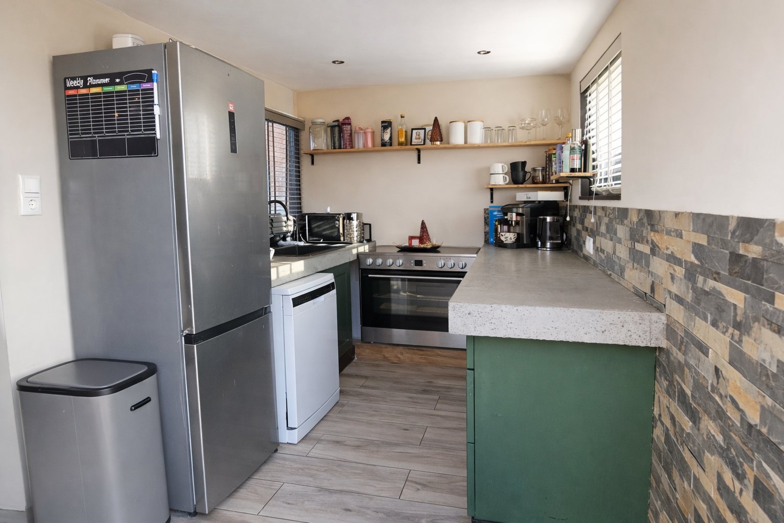 Elzenstraat 3 Veenoord kitchen