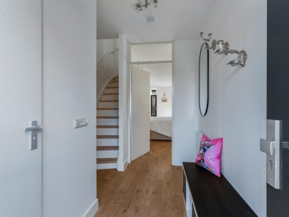 Hoekwoning met garage