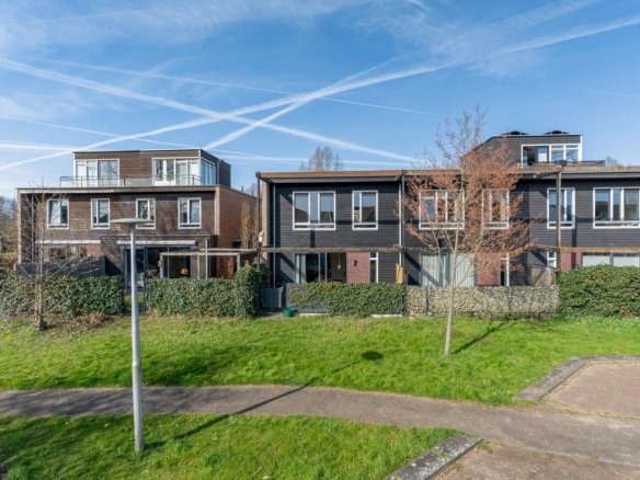 Hoekwoning met garage