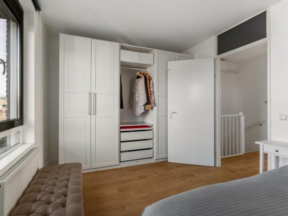 Hoekwoning met garage