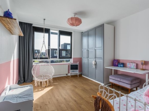Hoekwoning met garage