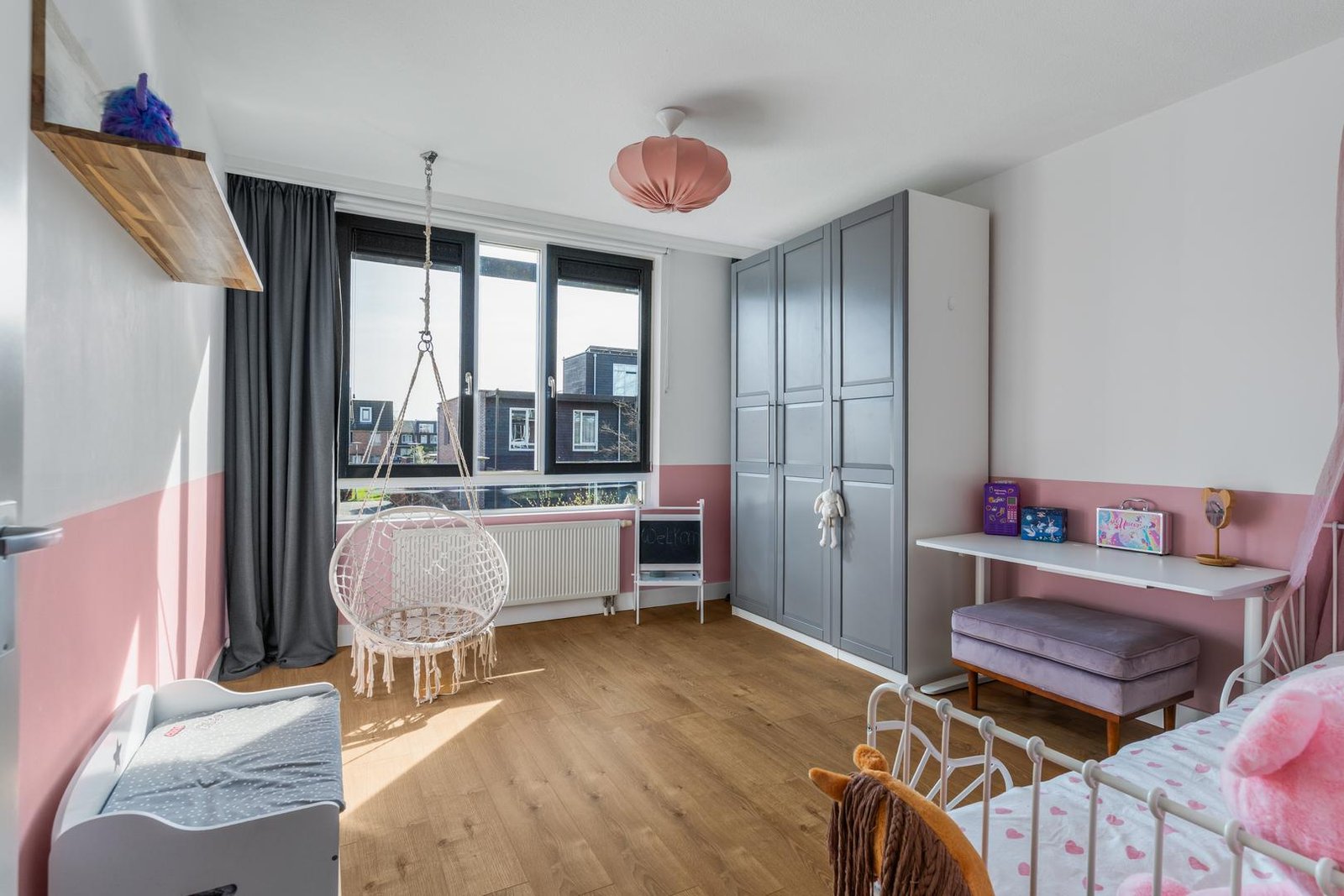 Hoekwoning met garage