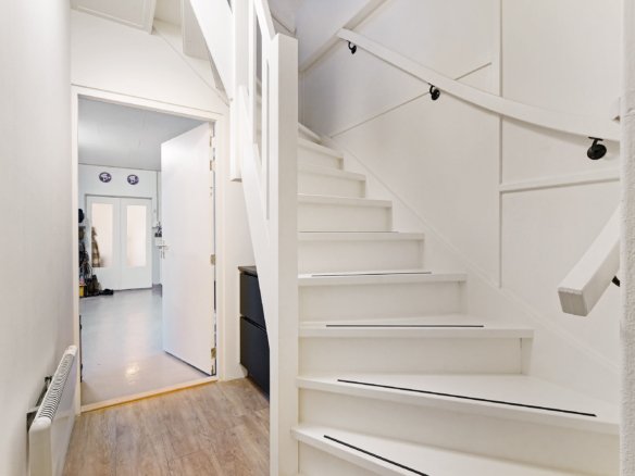 Move-In Ready Detached Home for Sale in Westkapelle, 8 Bedrooms, Garage and Energy Label A