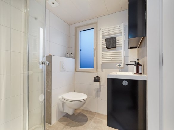 Move-In Ready Detached Home for Sale in Westkapelle, 8 Bedrooms, Garage and Energy Label A