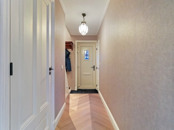 Move-In Ready Detached Home for Sale in Westkapelle, 8 Bedrooms, Garage and Energy Label A