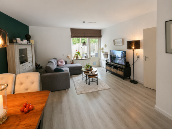 Kamer te huur regio Helmond gebruik van bungalow en tuin