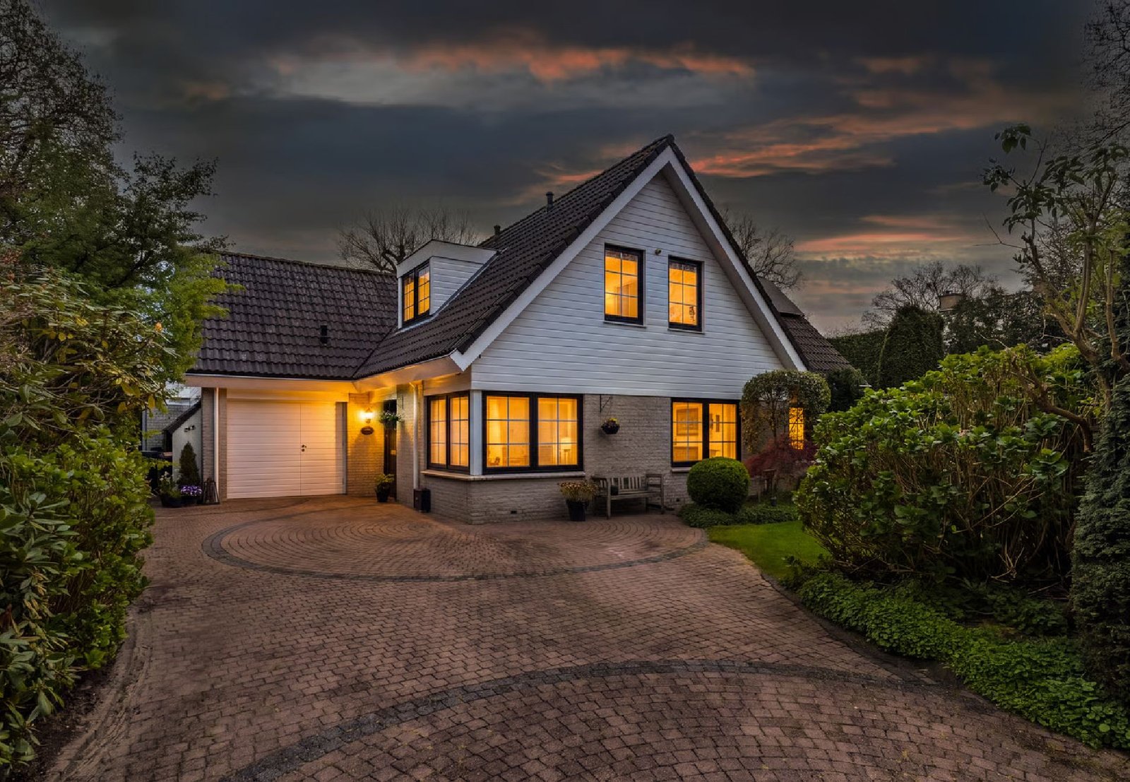 PHOTO-2026-06-04-19-40-44 5 Luxe villa te koop in Huizen | Flex Estate