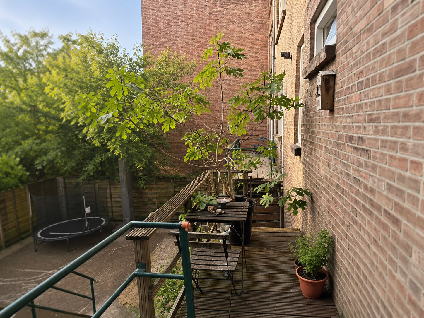 spacious 99 m² ground floor apartment for sale in Rotterdam Bergpolder district