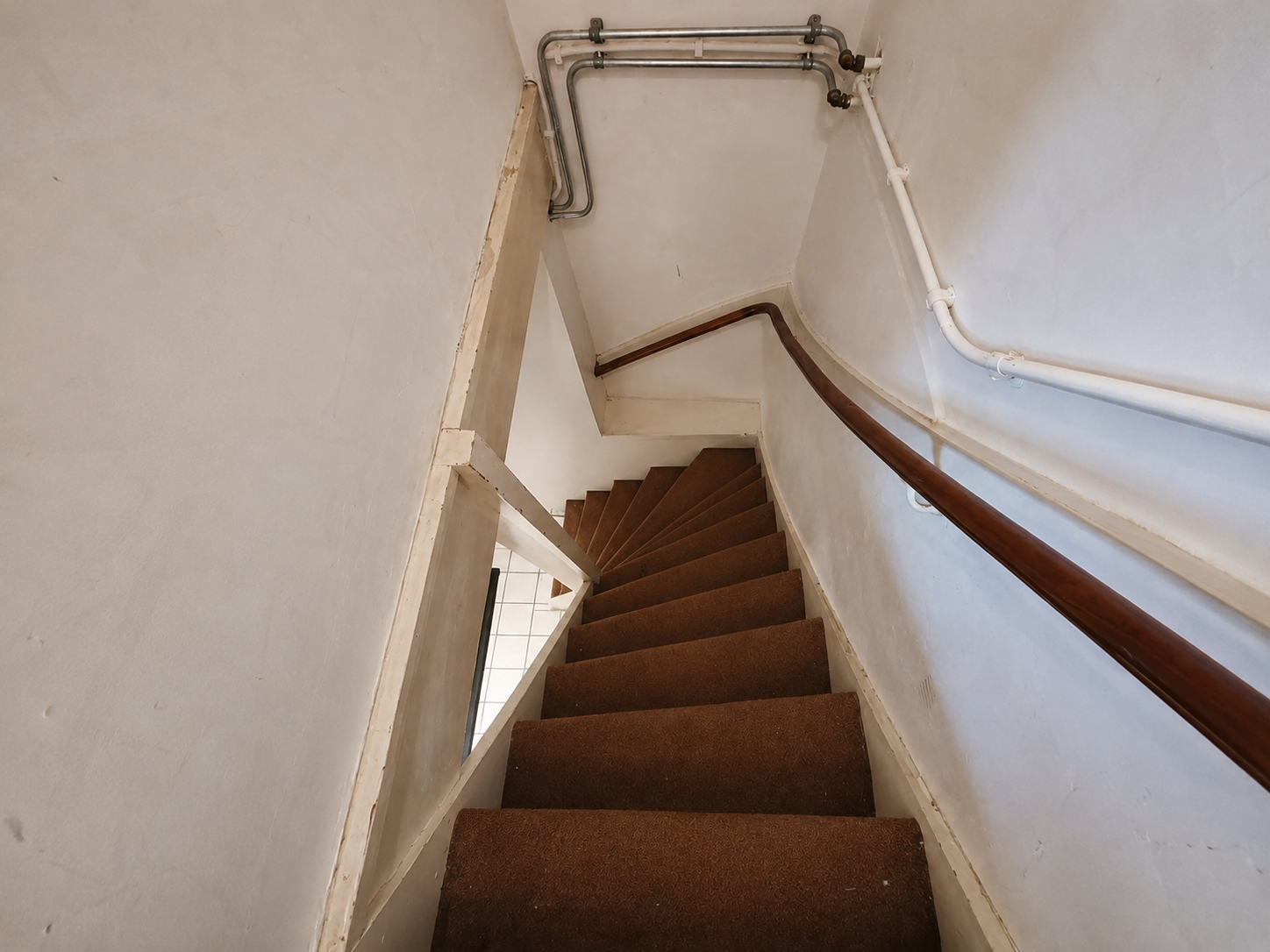 spacious 99 m² ground floor apartment for sale in Rotterdam Bergpolder district