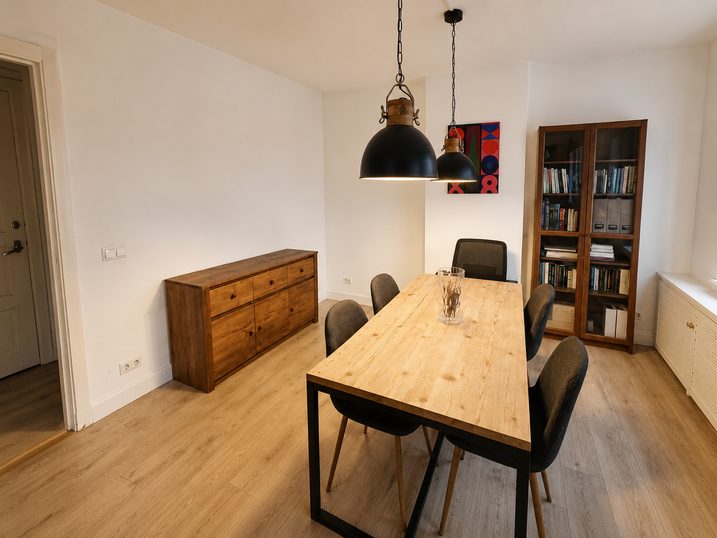 spacious 99 m² ground floor apartment for sale in Rotterdam Bergpolder district