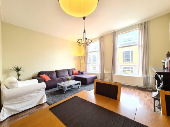 Woning aan de Proveniersstraat te Rotterdam