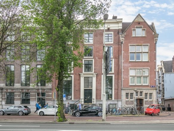 Woning aan de Prins Hendrikkade te Amsterdam