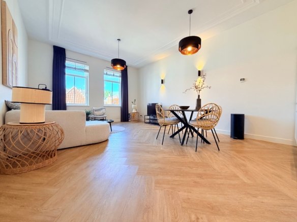Woning aan de Westeinde te Den Haag