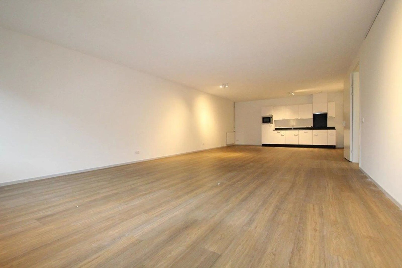 01a0ed95-47fd-7028-8cfa-2776cbd3c12b Woning aan de Bouwerij te Amstelveen