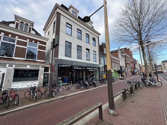 Woning aan de Aweg te Groningen