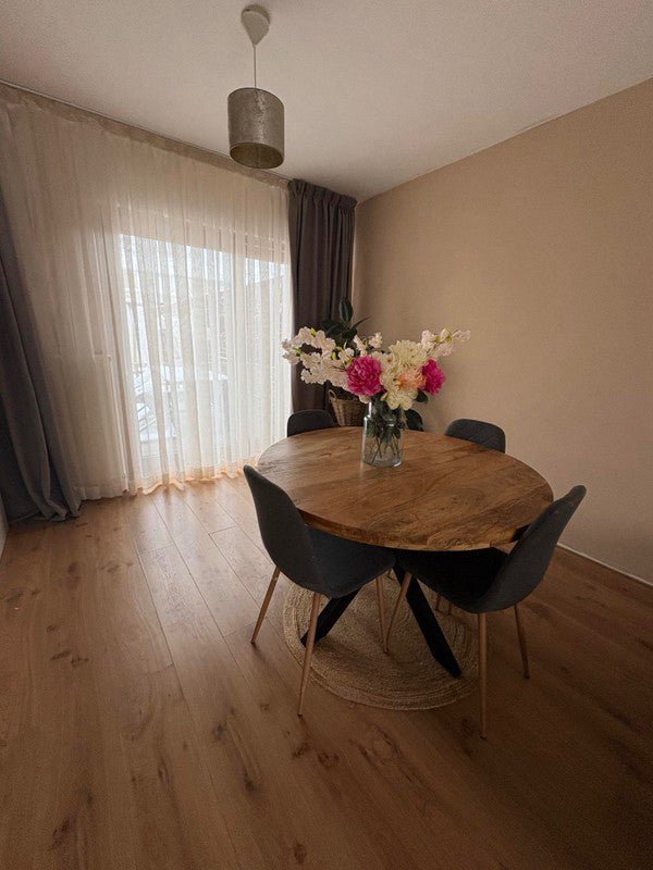 04669981bb9af144a028eba1b16f66c9 appartement