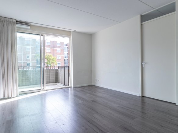 Woning aan de Banne Buikslootlaan te Amsterdam