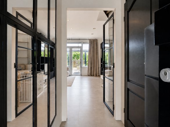 Ultimate Move-In Ready 3-Bed Home in Spijkenisse