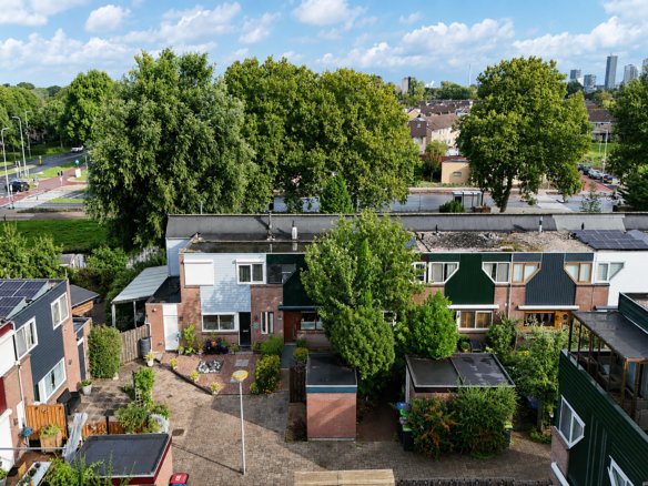 Ultimate Move-In Ready 3-Bed Home in Spijkenisse