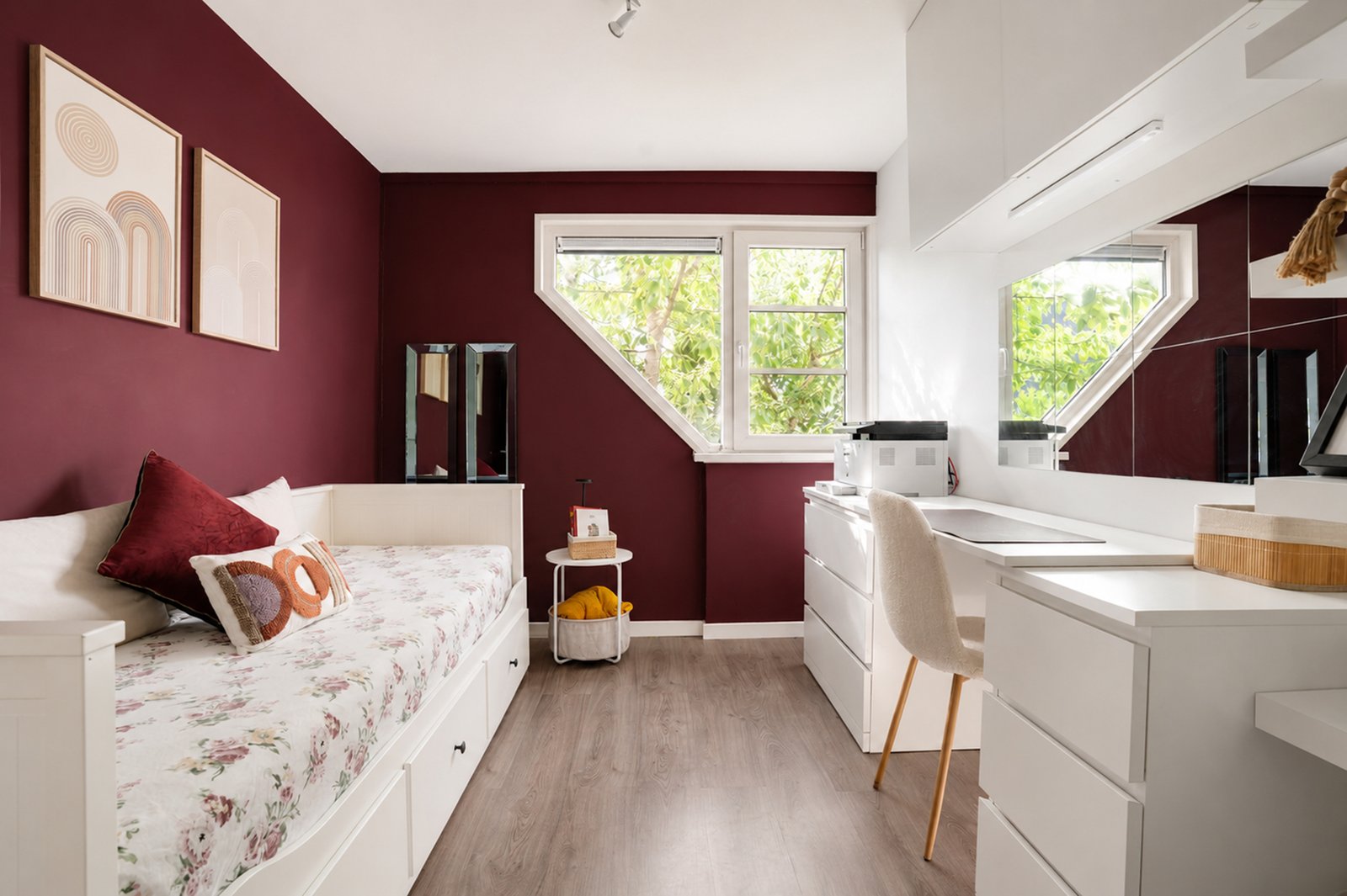 Ultimate Move-In Ready 3-Bed Home in Spijkenisse