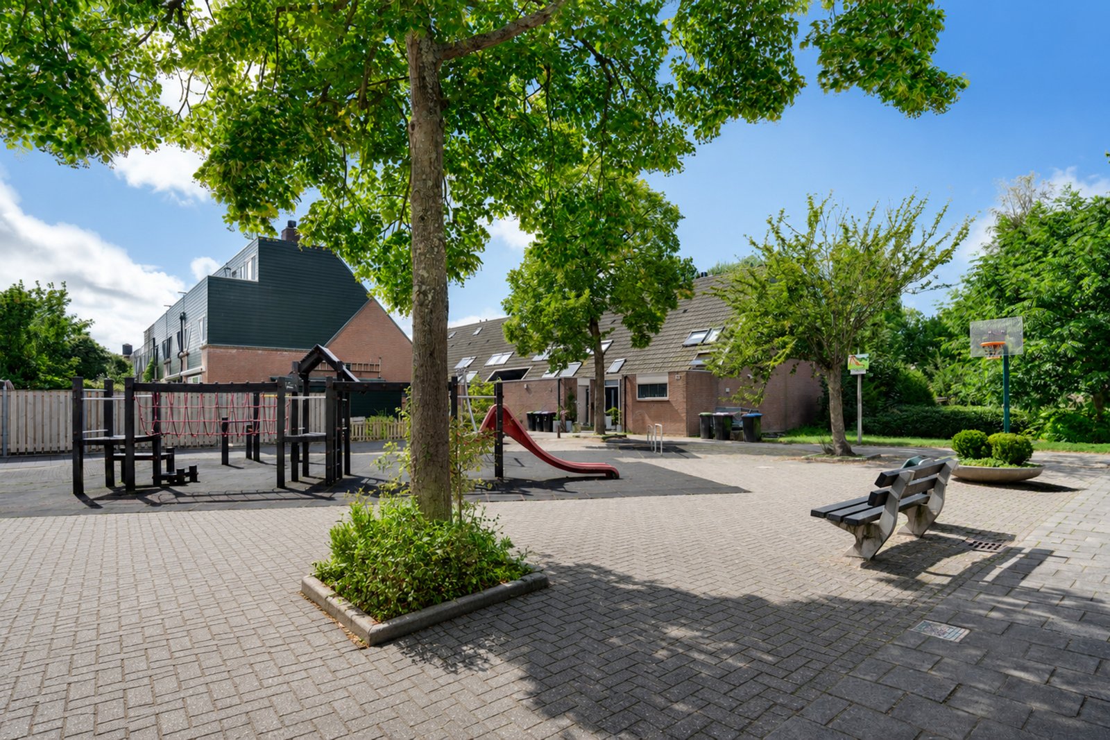 House for sale in Spijkenisse