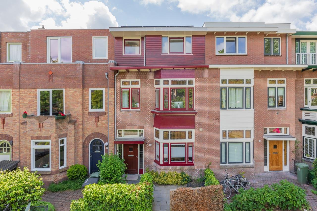 1011834-15382777 Woonhuis in Haarlem