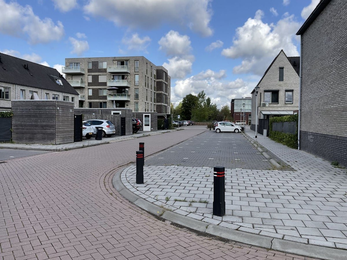 10c86812c33cc18ce0f12caa2a9d8b7b Fons Hardenbergstraat, 5707HZ Helmond