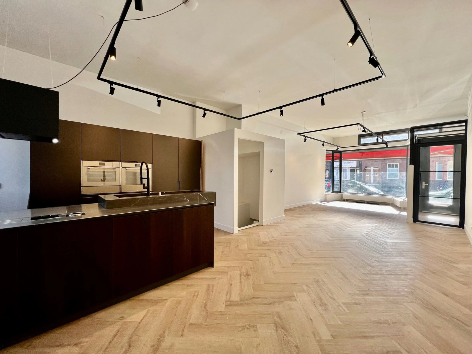 1201a9c0-d17e-46a4-9e0a-4d3b40e01bd2 Woning aan de Kleiweg te Rotterdam