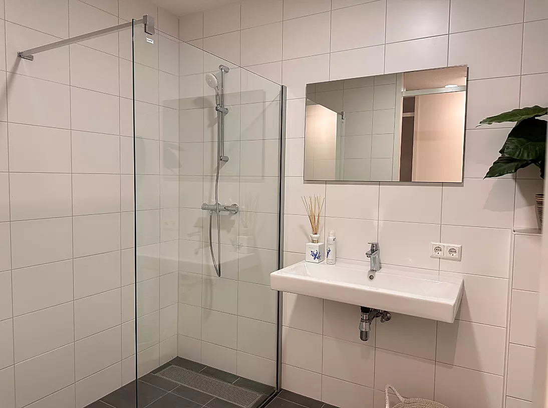 132feb10-a1bd-50f9-a9f9-0642d69dfe7e Amerikaweg, 2035RA Haarlem