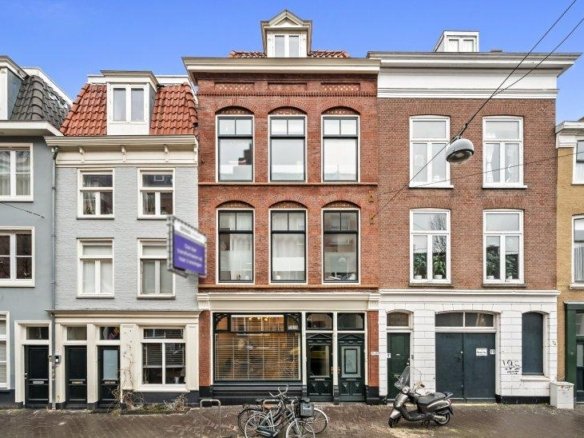 Woning aan de Hoge Zand te Den Haag