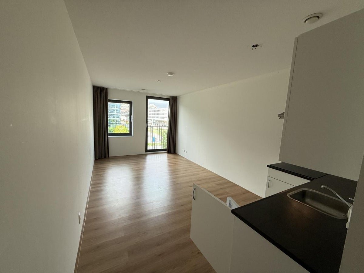 1e37c7a1-98fd-5e7d-94a7-afca6b10829f appartement