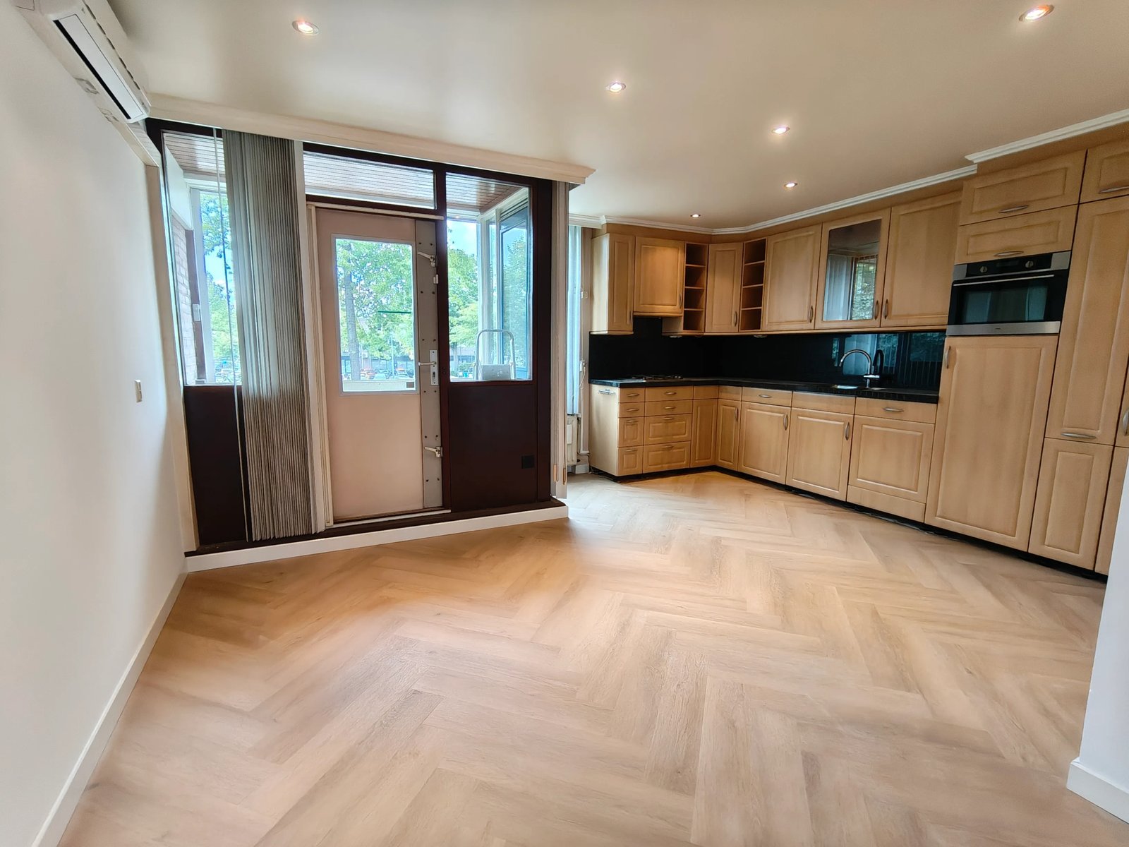 24e55c5a-5218-4ce3-8657-5be255ff7ae4 Woning aan de Braak te Veldhoven