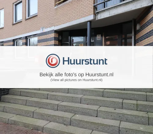 Woning aan de Henriëtte Roland Holststraat te Utrecht