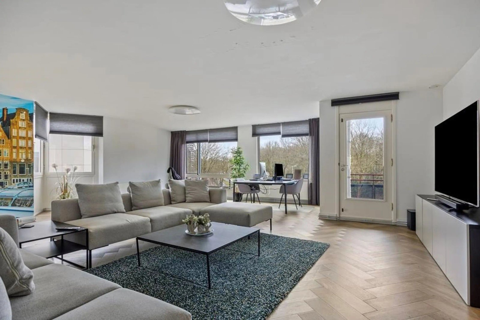 27da7c05-bfdb-42f1-9515-a2f4a0db6018 Woning aan de Beysterveld te Amsterdam