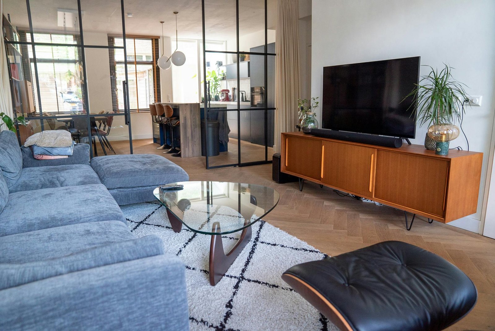 2aa51a83-8fa9-4cc3-aa82-bcc01685b6e1 Appartement in Amsterdam