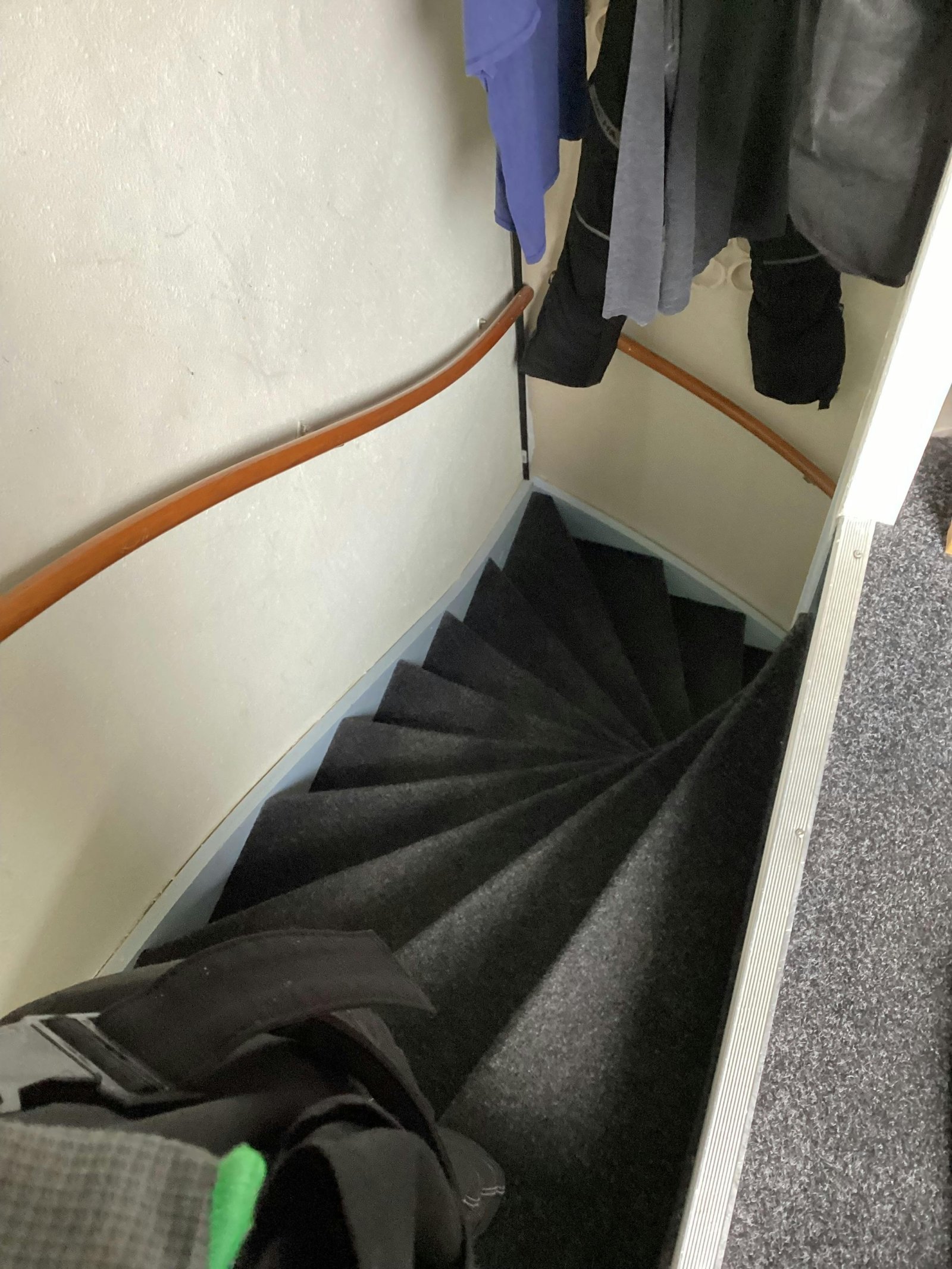3684b754-e1f4-4b6b-8409-251787690d18 Kamer in Amsterdam