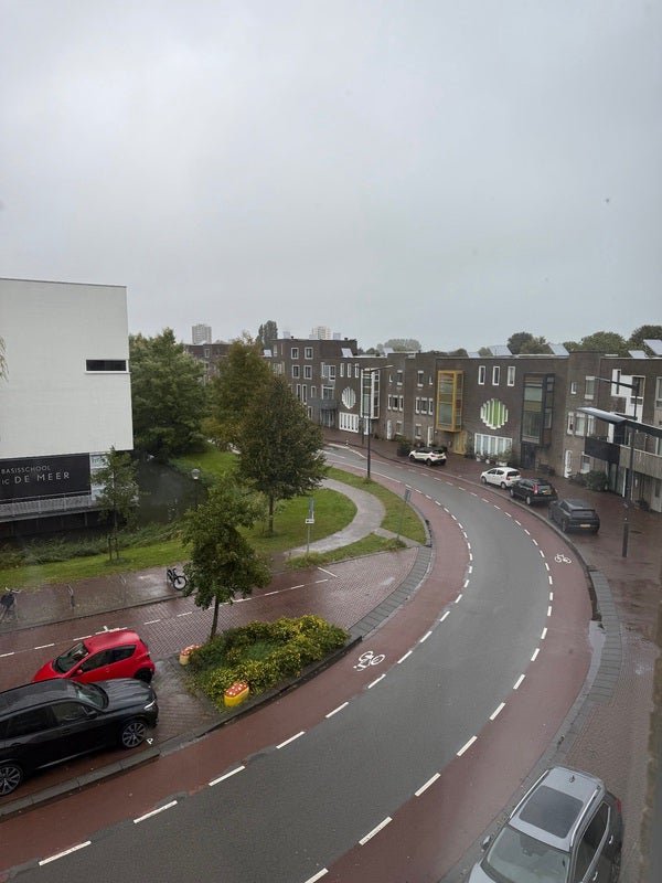 395d7bf87a0994e574d8465d89fba27e Erasmuslaan, 2037LD Haarlem