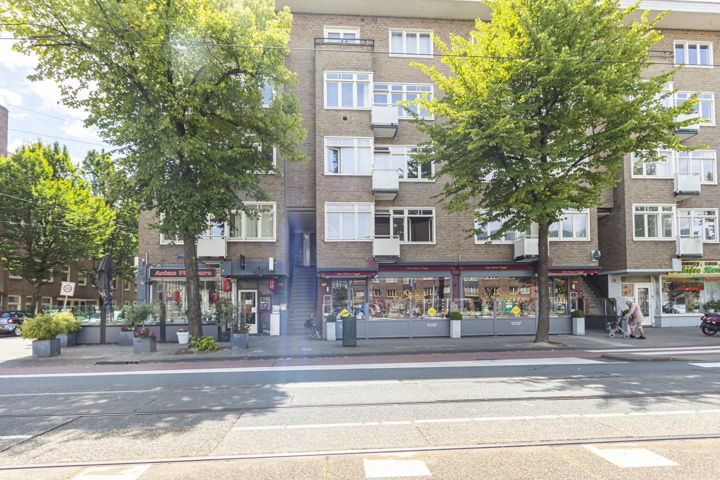 Woning aan de Stadionweg te Amsterdam