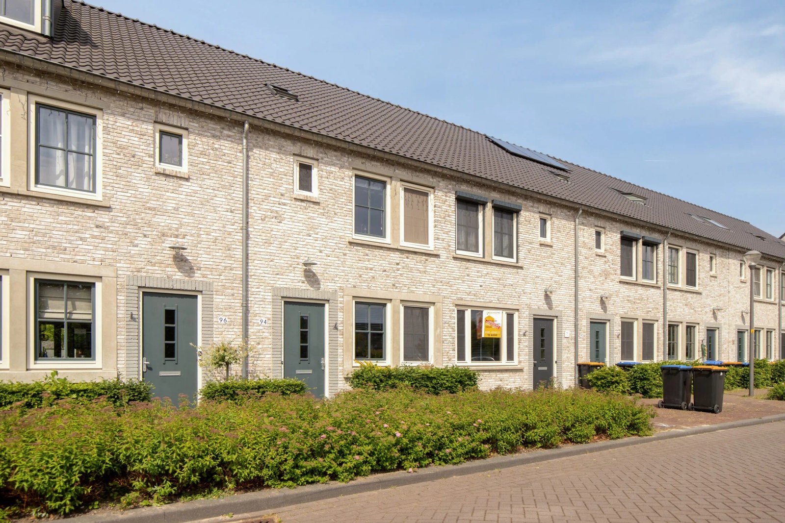 3ef1a045-7dd7-4284-a738-f233a3ca6aa4 Woning aan de Land voor Water te Waddinxveen