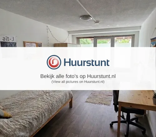 Woning aan de Tourniairestraat te Amsterdam