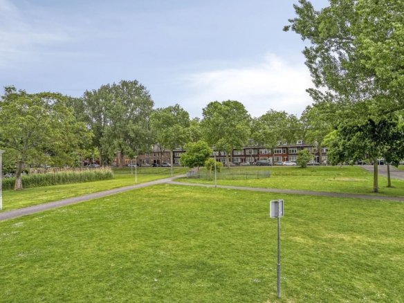 Familie Van der Leerstraat, 3075PV Rotterdam