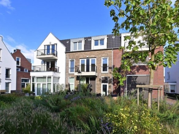 Keucheniusstraat, 1271BN Huizen