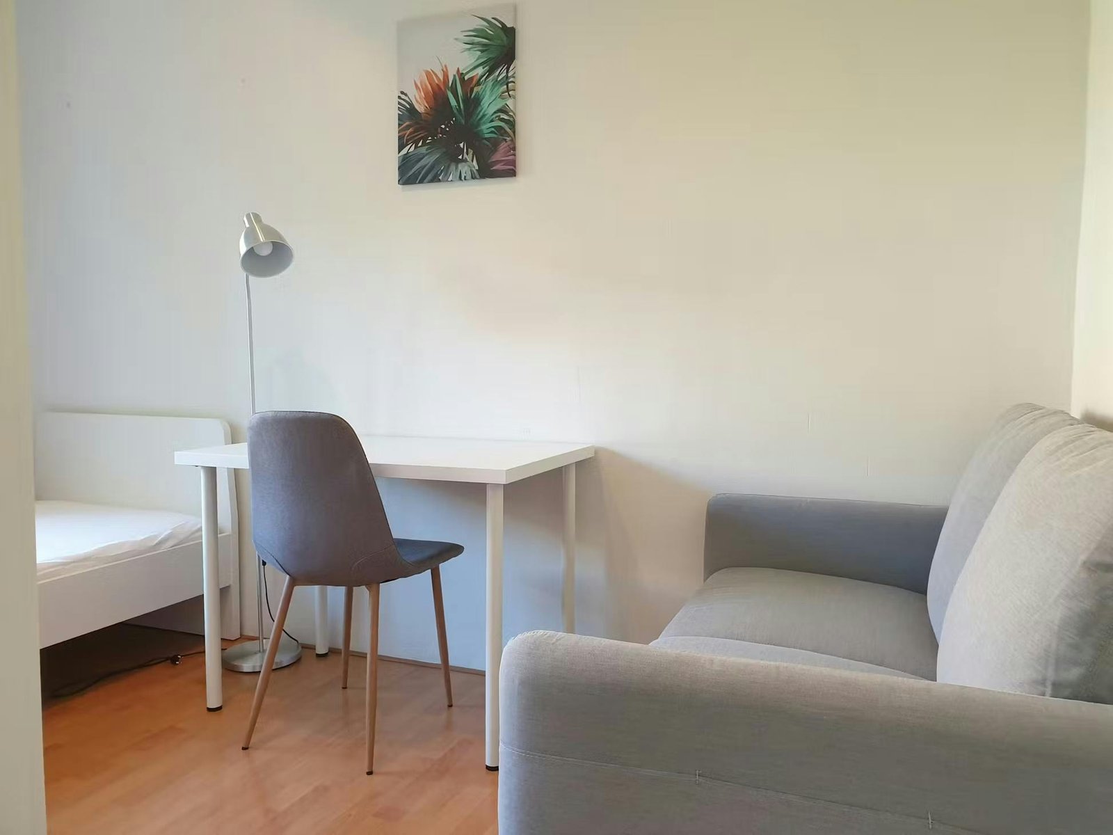 48f57a1c-4030-4d8c-8fd7-43e18616477c Kamer in Rotterdam