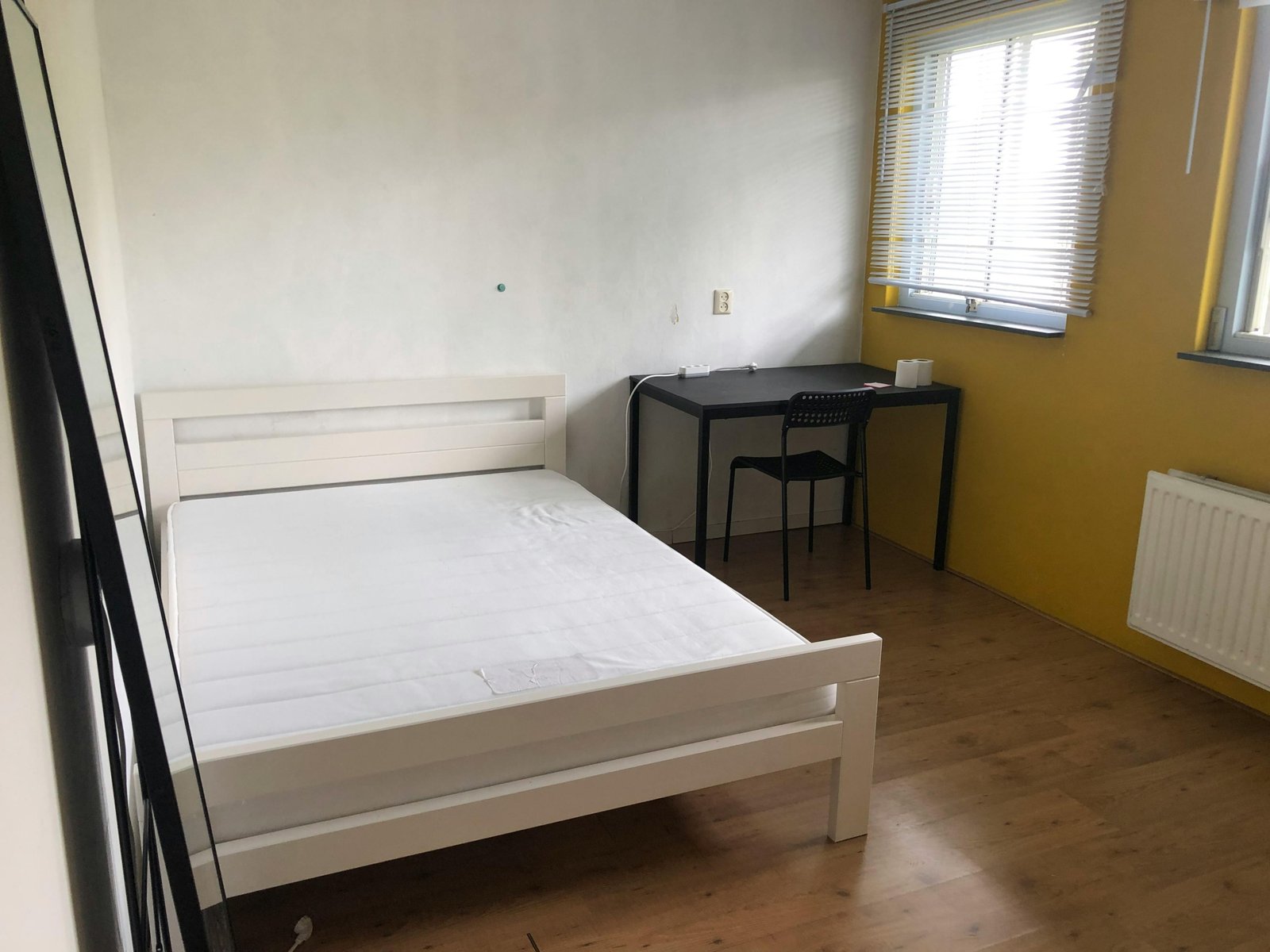 4f665d86-7783-4b8b-9fe5-c05f2427edf0 Kamer in Rotterdam
