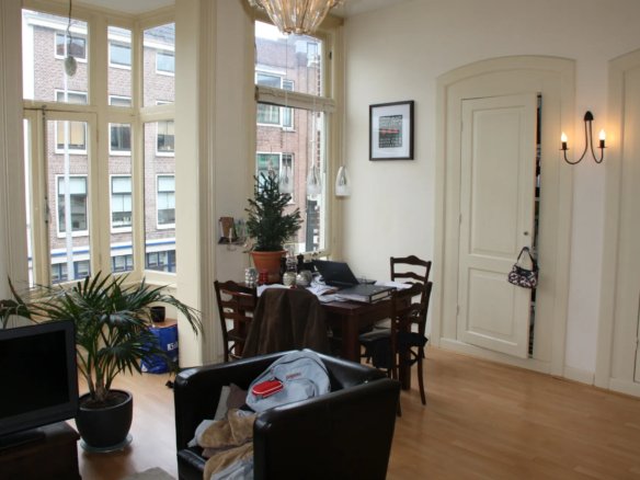 Woning aan de Voorstraat te Utrecht
