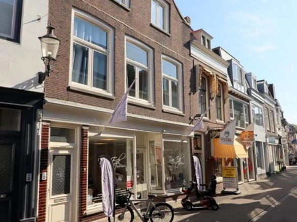 Woning aan de Slijkstraat te Weesp